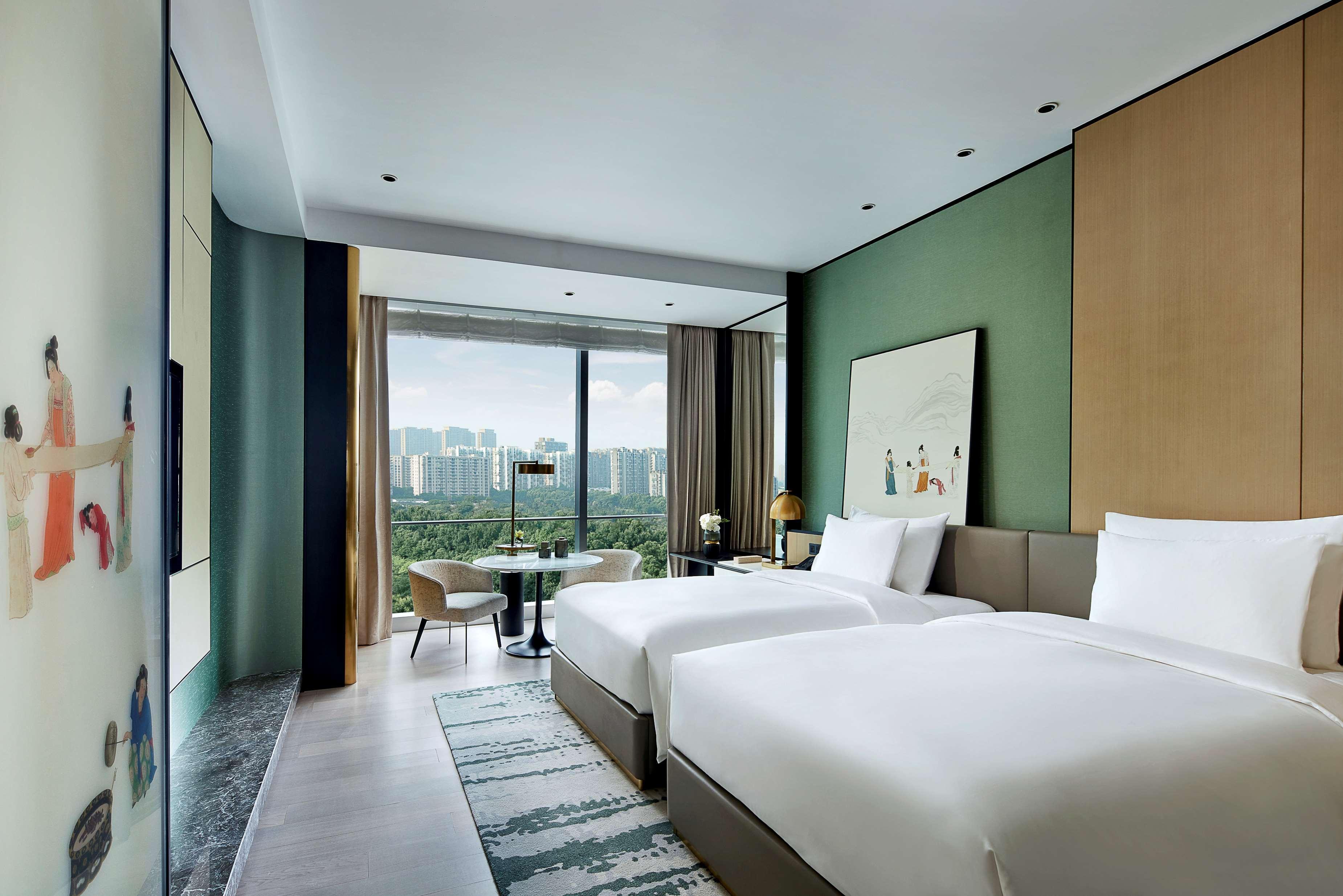 Kempinski 5*